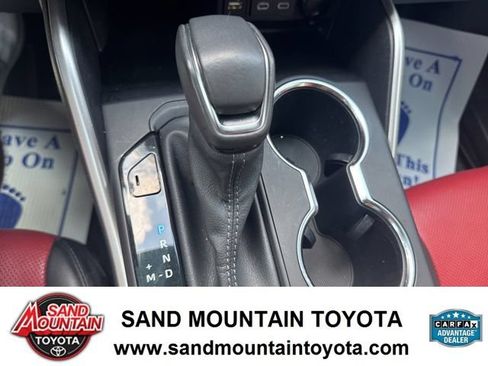 Used 2023 Toyota Highlander XSE FWD image 20
