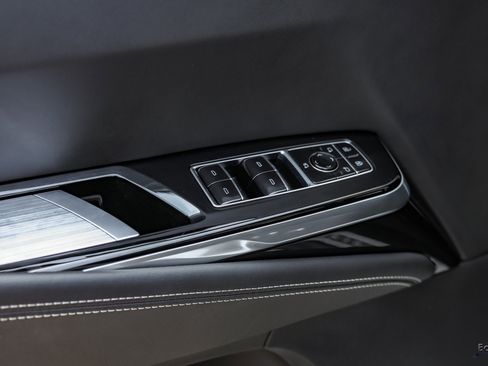 Used 2025 Cadillac Escalade V w/ LPO, Floor Liner Package image 86