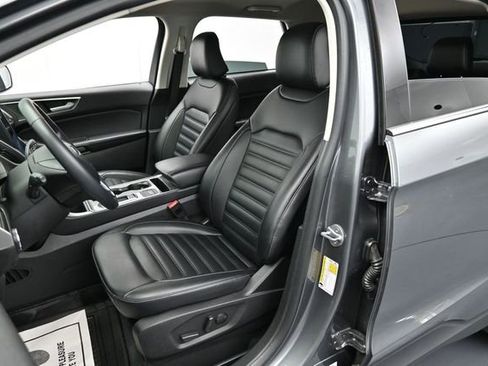 Certified 2024 Ford Edge SEL w/ Convenience Package AWD/4WD image 11
