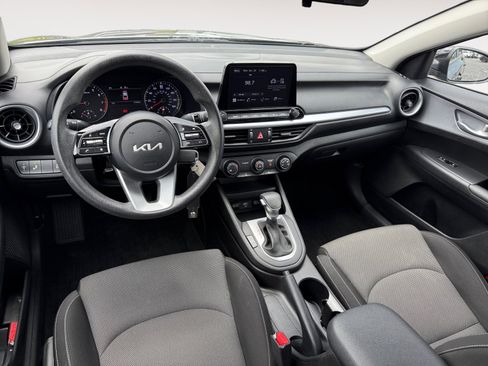 Used 2023 Kia Forte LXS w/ LXS Technology Package image 15