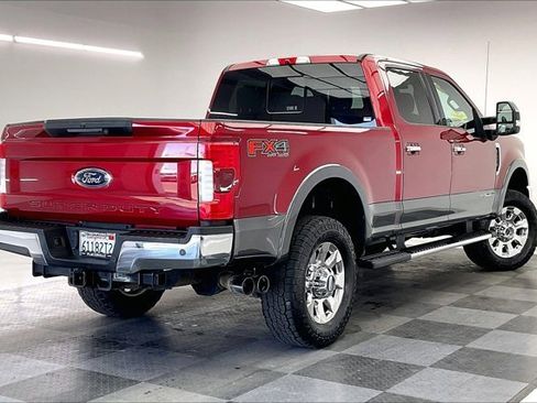 Used 2019 Ford F250 Lariat w/ Lariat Ultimate Package image 13