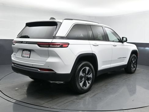 Used 2023 Jeep Grand Cherokee 4WD 4xe image 22
