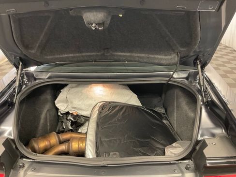 Used 2016 Dodge Challenger R/T Scat Pack w/ Leather Interior Group RWD image 33
