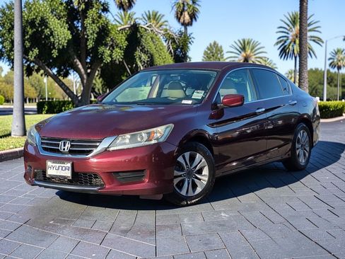 Used 2014 Honda Accord LX image 2