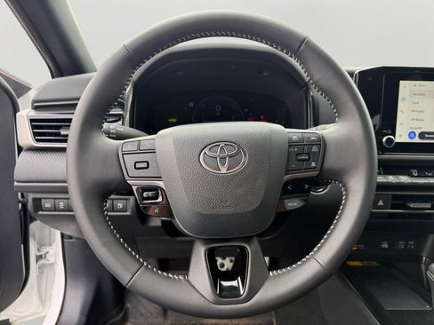 Used 2026 Toyota Camry SE w/ Convenience Package FWD image 12