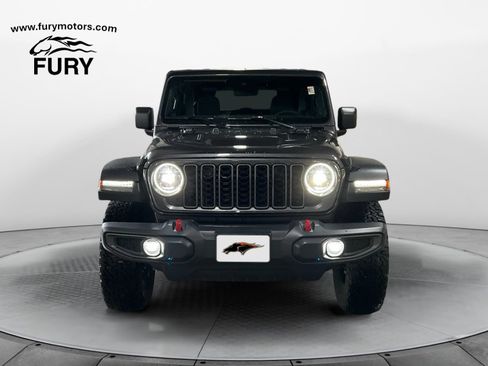 Used 2024 Jeep Wrangler Rubicon AWD/4WD image 8