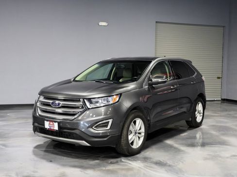 Used 2016 Ford Edge SEL AWD/4WD image 3