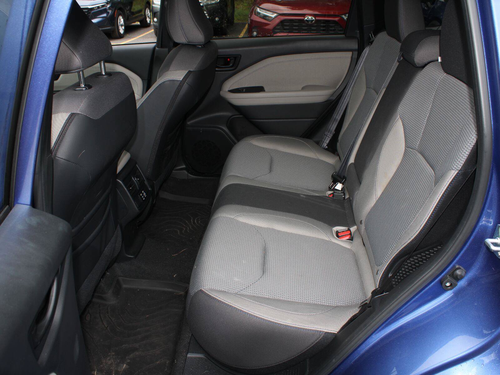 Certified 2025 Subaru Forester Premium AWD/4WD image 18