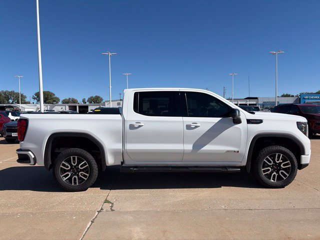 Used 2023 GMC Sierra 1500 AT4 w/ Technology Package AWD/4WD image 2