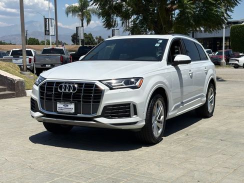 Used 2021 Audi Q7 2.0T Premium w/ Convenience Package AWD/4WD image 2