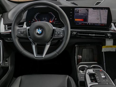 New 2026 BMW X1 xDrive28i w/ Technology Package image 18