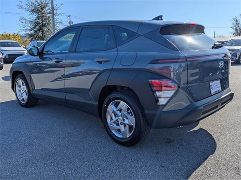 New 2026 Hyundai Kona SE image 5