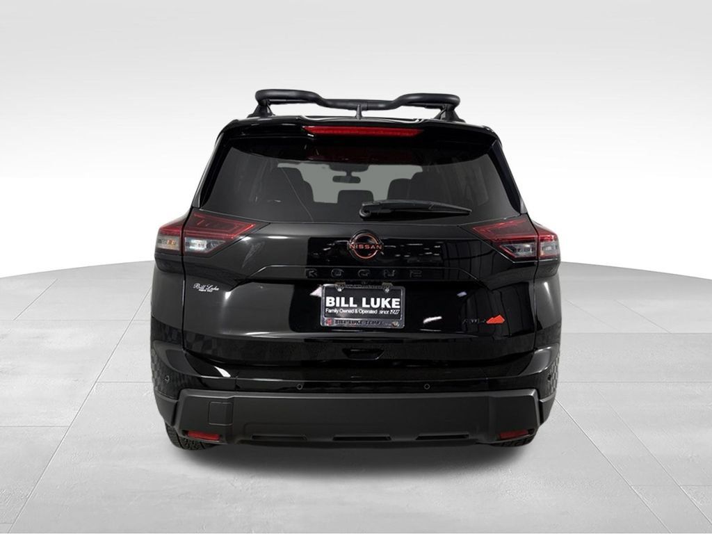 Used 2026 Nissan Rogue SV AWD/4WD image 8