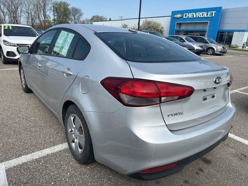 Used 2018 Kia Forte LX FWD image 6