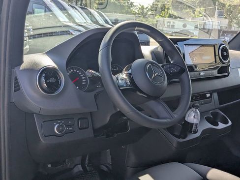 New 2026 Mercedes-Benz Sprinter 2500 image 14