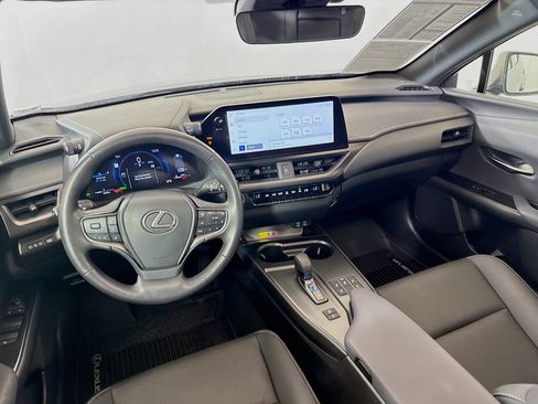 Used 2025 Lexus UX 300h AWD w/ Accessory Package (Z1) image 23