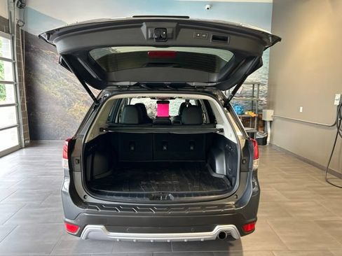 Used 2024 Subaru Forester Touring AWD/4WD image 30