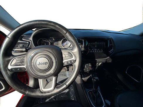 Used 2020 Jeep Compass Latitude image 21