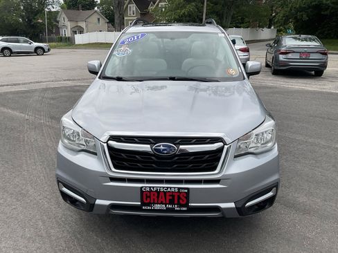 Used 2017 Subaru Forester 2.5i Premium w/ All-Weather Package AWD/4WD image 8