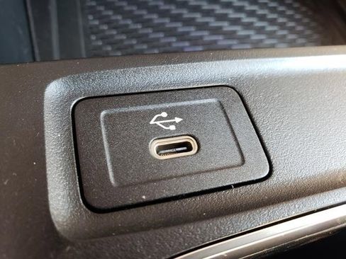 New 2025 Mercedes-Benz GLA 250 4MATIC image 28