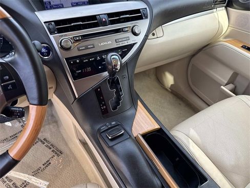 Used 2015 Lexus RX 450h FWD image 27