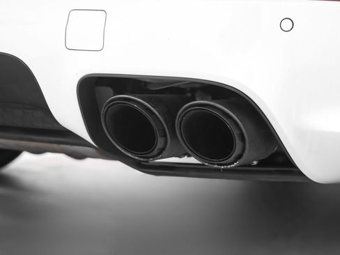 Certified 2023 Porsche Cayenne GTS image 23