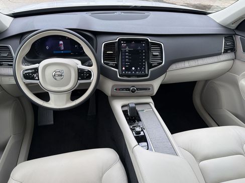 Certified 2024 Volvo XC90 B5 Plus w/ Protection Package Premier AWD/4WD image 14