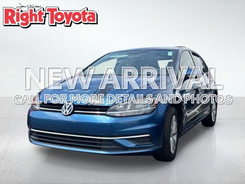 Used 2020 Volkswagen Golf 4-Door image 1