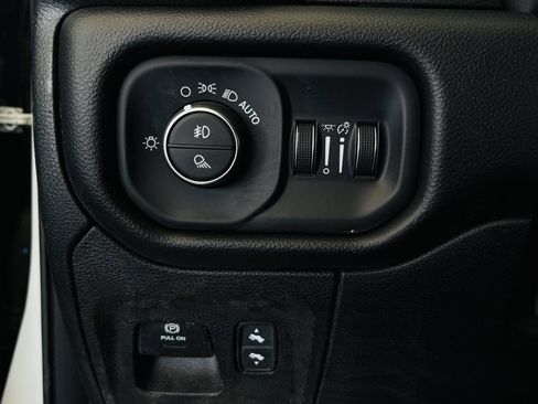 Used 2026 RAM 1500 Laramie AWD/4WD image 51