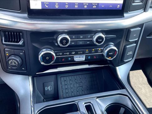 Used 2023 Ford F150 Lariat w/ Equipment Group 502A High AWD/4WD image 31