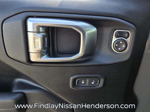 Used 2022 Jeep Wrangler Unlimited Sport image 18