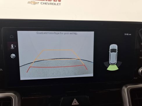 Used 2023 Kia Sorento S w/ Panoramic Sunroof Package image 11