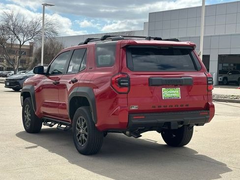 New 2026 Toyota 4Runner SR5 image 3
