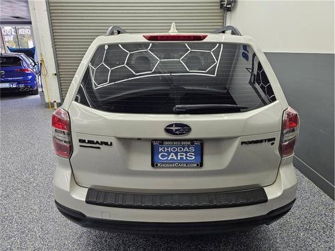 Used 2016 Subaru Forester 2.5i w/ Alloy Wheel Package AWD/4WD image 4