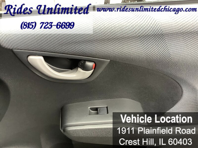 Used 2013 Honda Fit image 15