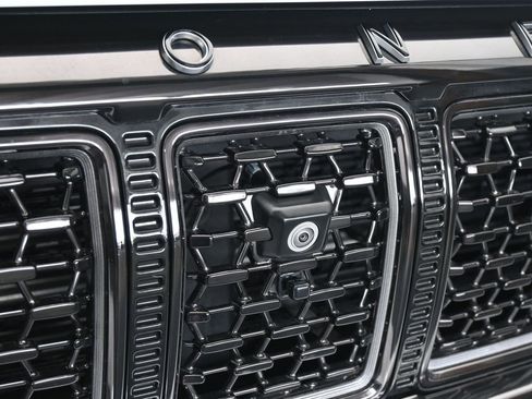 Used 2024 Jeep Grand Wagoneer Series III w/ Quick Order Packagew 28T image 70