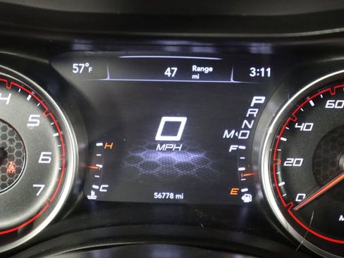 Used 2022 Dodge Charger SXT image 39