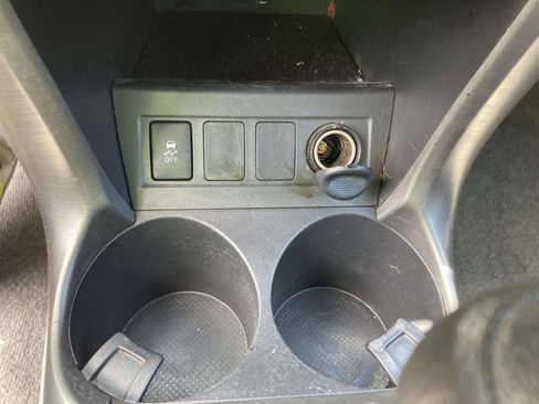 Used 2012 Toyota RAV4 FWD image 17