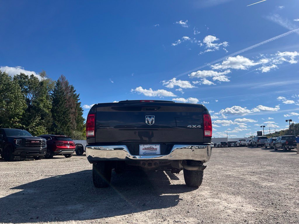 Used 2018 RAM 1500 ST w/ SXT Appearance Group AWD/4WD image 9
