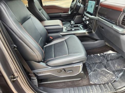 Used 2022 Ford F150 Lariat image 12