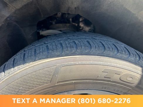 Used 2021 Chevrolet Tahoe Z71 w/ Z71 Signature Package AWD/4WD image 10