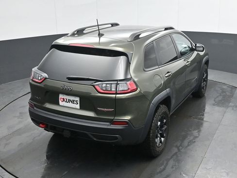 Used 2020 Jeep Cherokee Trailhawk w/ Comfort/Convenience Group image 32