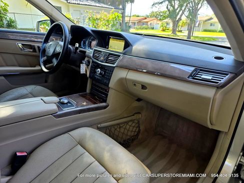 Used 2011 Mercedes-Benz E 350 4MATIC Wagon image 6