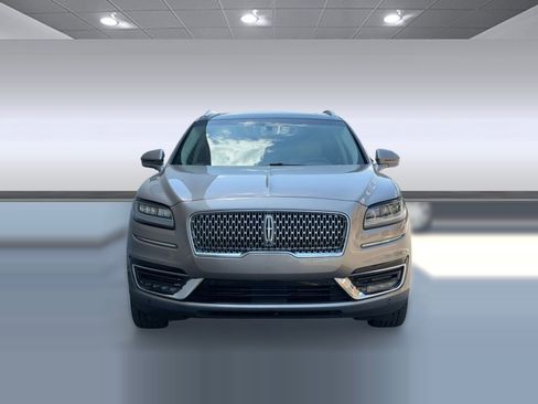 Used 2019 Lincoln Nautilus Reserve FWD image 6