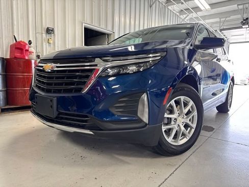 Used 2022 Chevrolet Equinox LT w/ LPO, Floor Liner Package FWD image 33