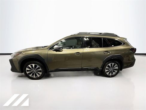 Used 2023 Subaru Outback Touring XT image 7