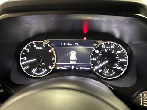 Used 2024 Nissan Rogue SV w/ SV Premium Package AWD/4WD image 14