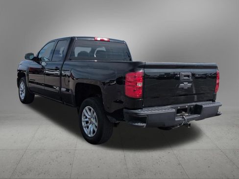 Used 2019 Chevrolet Silverado 1500 LT RWD image 4