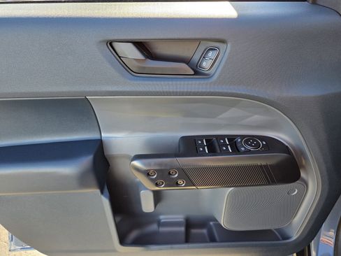 Certified 2024 Ford Maverick XLT w/ XLT Luxury Package image 17