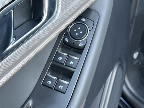 New 2025 Ford Explorer Active w/ Active Comfort Package image 17